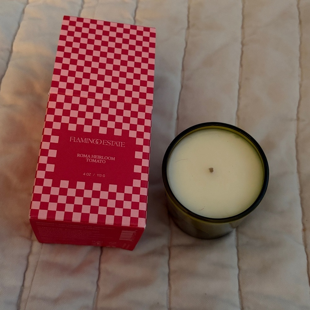 Flamingo Estate Roma Heirloom Tomato Candle
